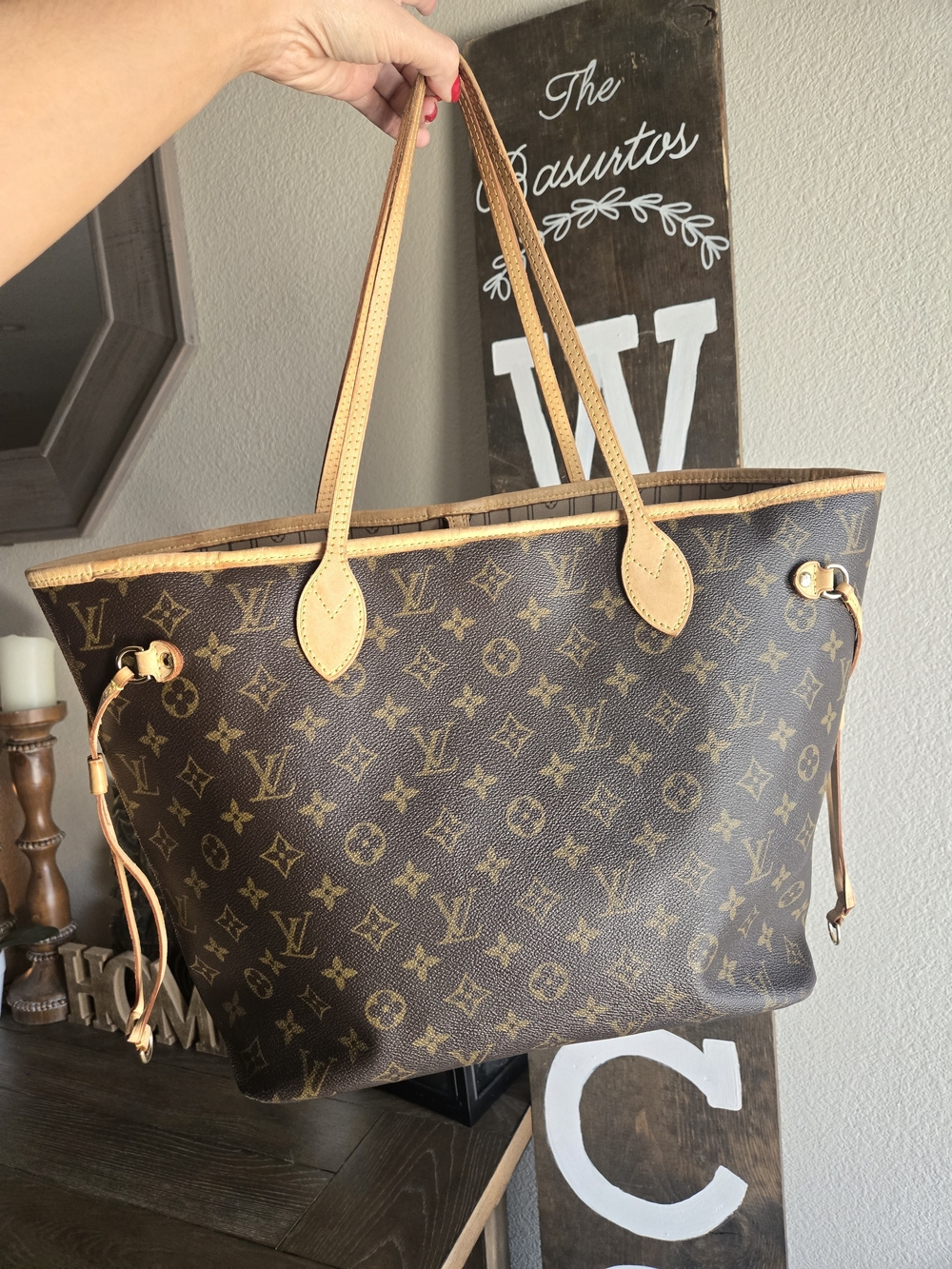 Louis Vuitton Brown Monogram Neverfull Tote - Picture 5 of 17
